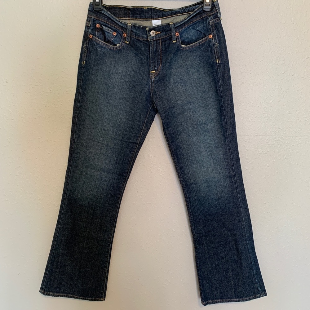 🍀 Lucky brand boot cut jeans.